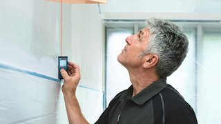 This Bosch Laser Distance Measure Does the Math For You